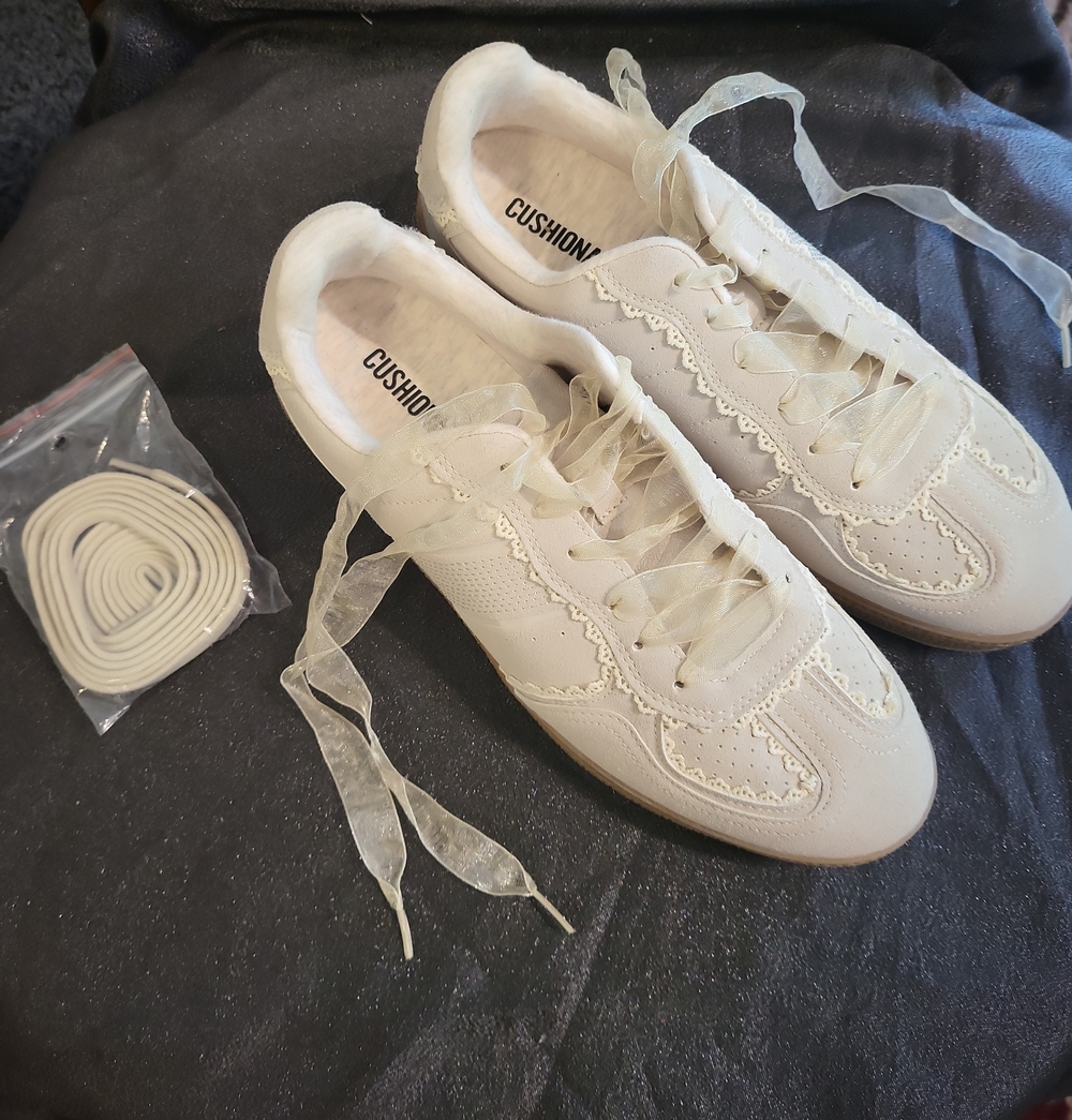 Women's Cream Lace-Up Sneakers